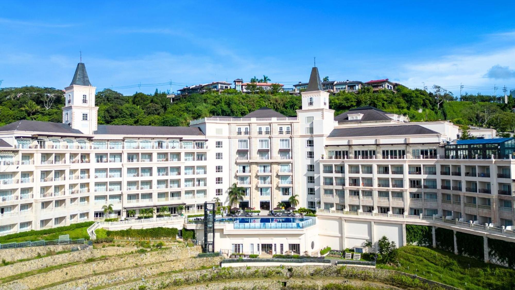 Twin Lakes Hotel Tagaytay City Екстер'єр фото
